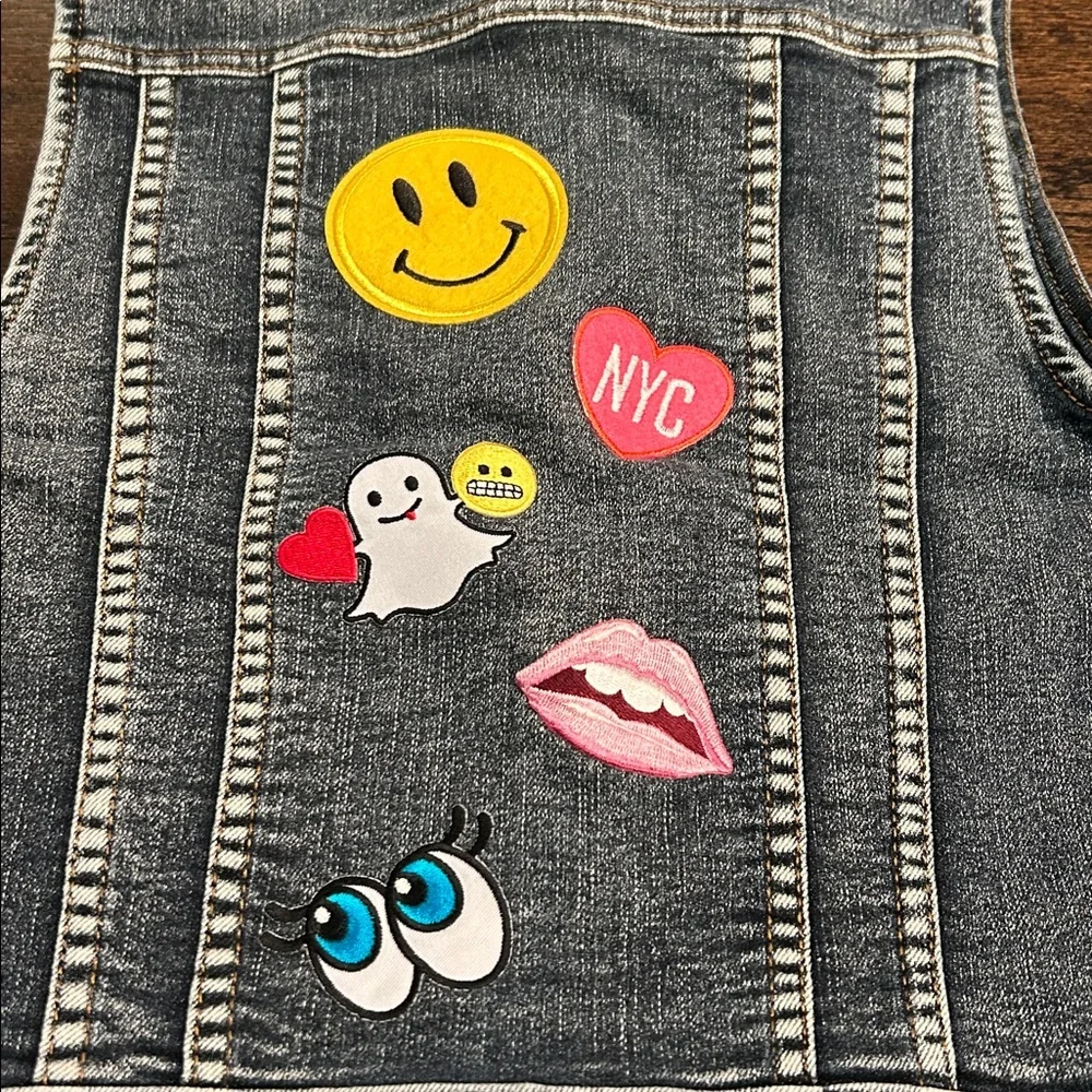 Malibu Sugar Girls Denim Sleeveless Vest with Emoji Design Size 8T